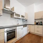 Gartenwohnung 90m² *