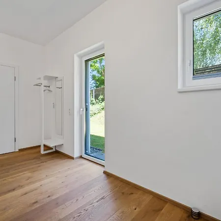 Gartenwohnung 90M² Apartman 4*