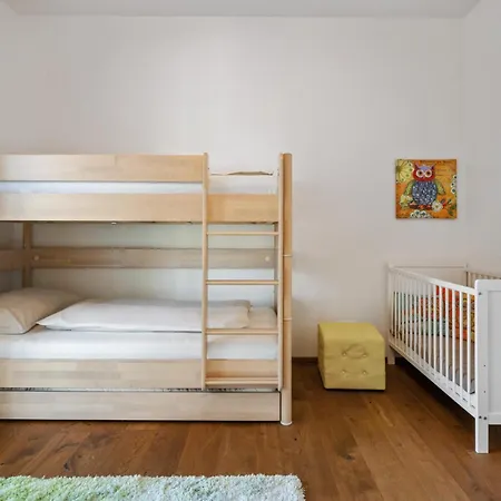 Апартаменты Gartenwohnung 90m² Пёрчах-ам-Вёртерзе